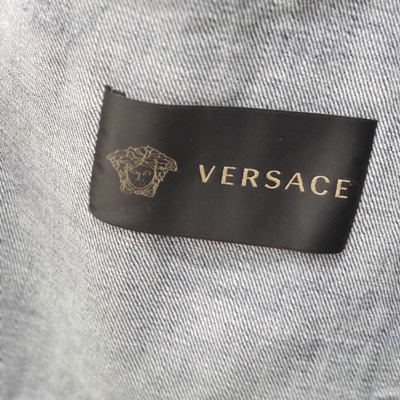 ***SOLD***100% Authentic Versace Logo Denim Jacket - Picture 6 of 13